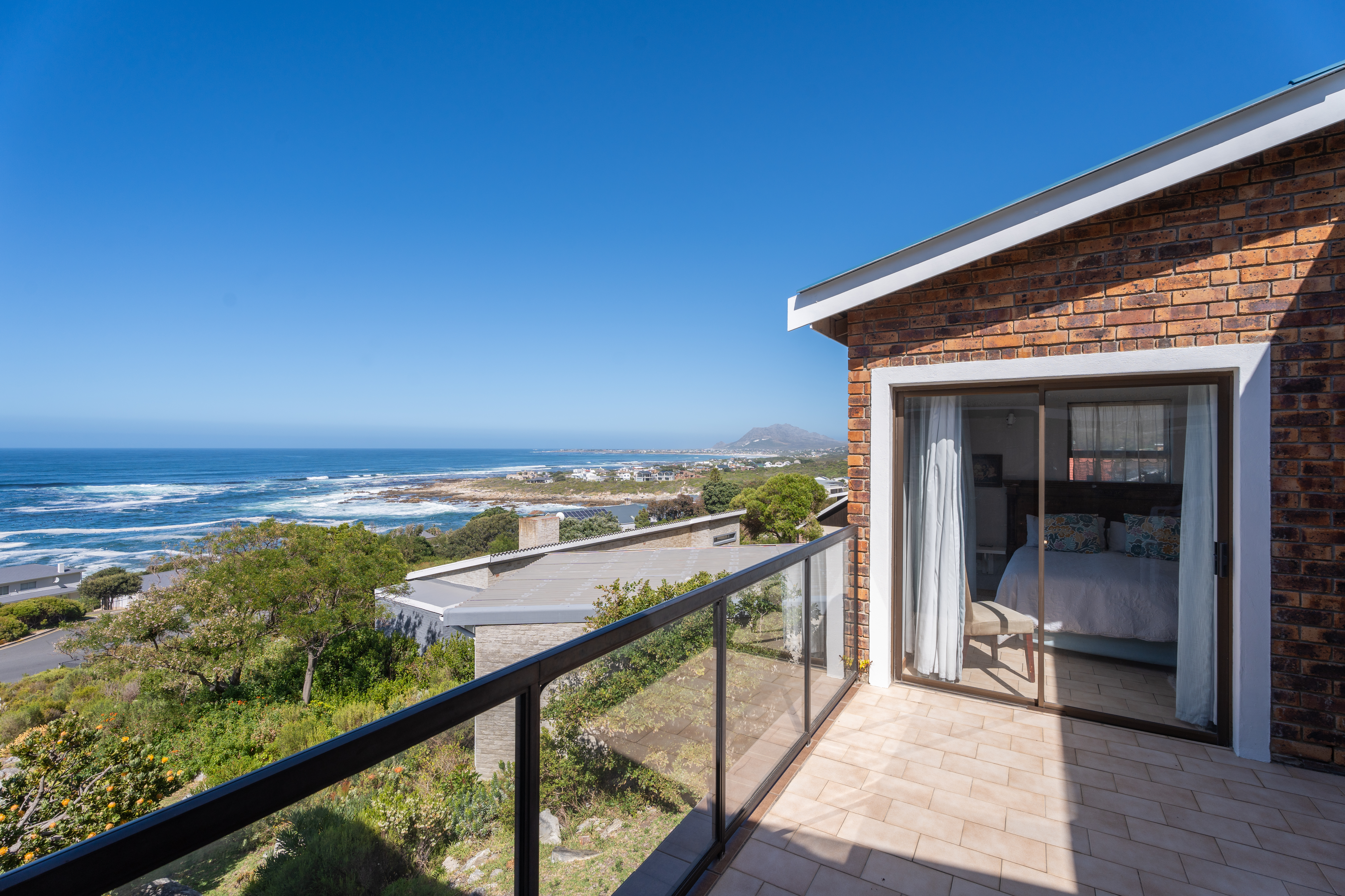 5 Bedroom Property for Sale in Bettys Bay Western Cape